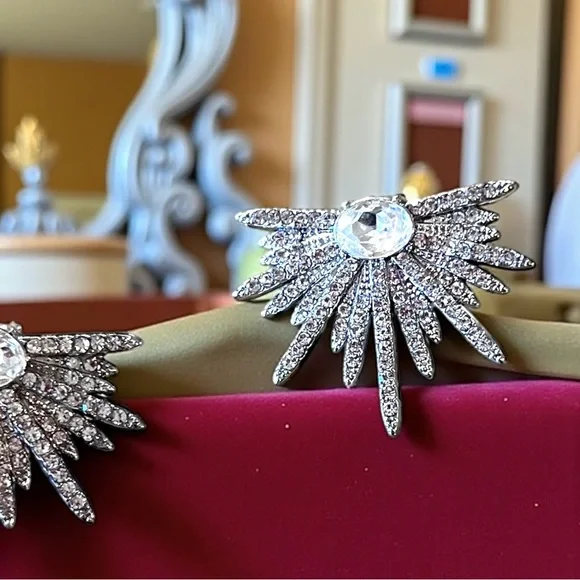 Art Deco Silver Toned Rhinestone Starburst Earrings - Picture 3 of 17